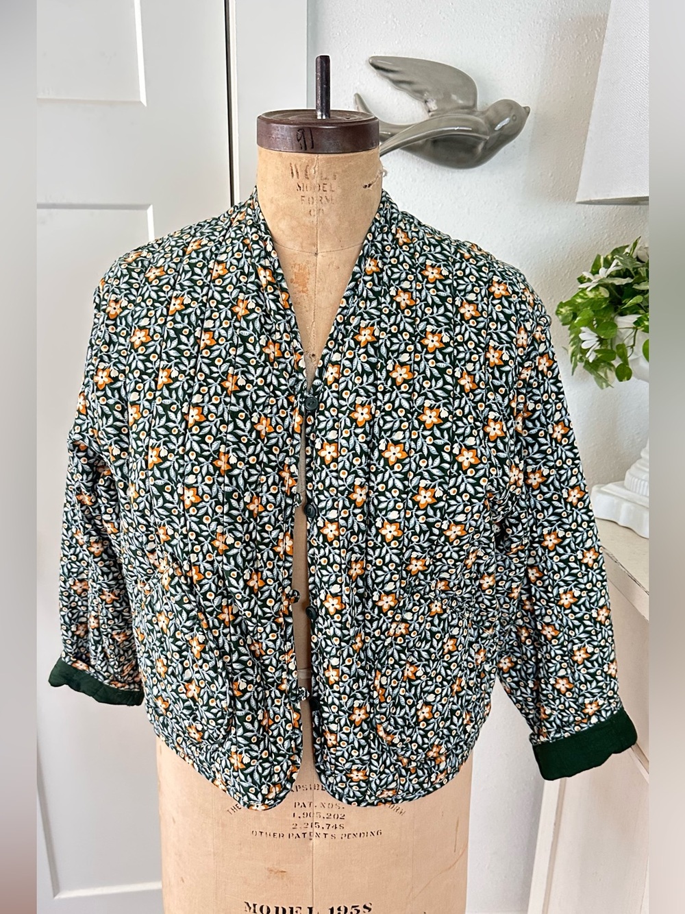 Universal Thread Quilted Jacket green